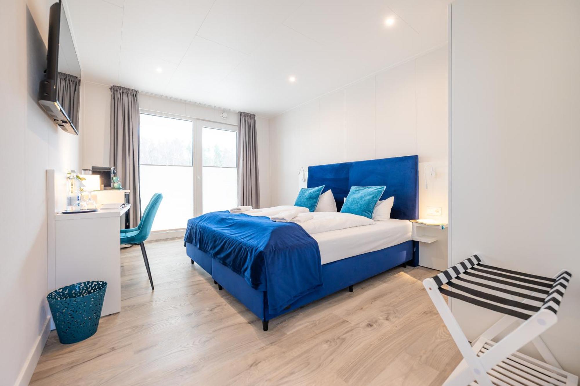 Marina Martinshafen - Lotsenhaus Hotel Neuhof  Eksteriør billede